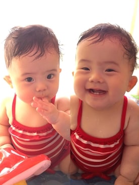 「アイテム（水着、レッド系）」を使った、☺︎AN  あん☺︎さん（キッズ・70cm）の春コーディネート