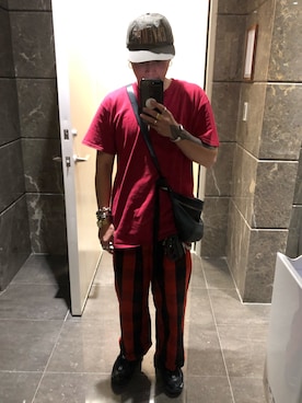 「C.E（シーイー）のアイテム（帽子）」を使った、許志安さん（メンズ・170cm）の秋コーディネート