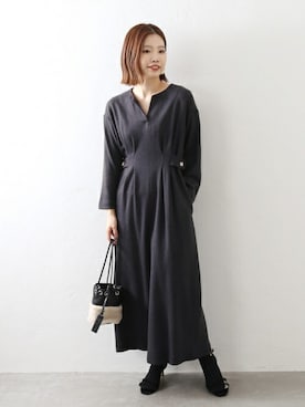 「La TOTALITE（ラトータリテ）のアイテム」を使った、uniさん（レディース・156cm）の秋コーディネート