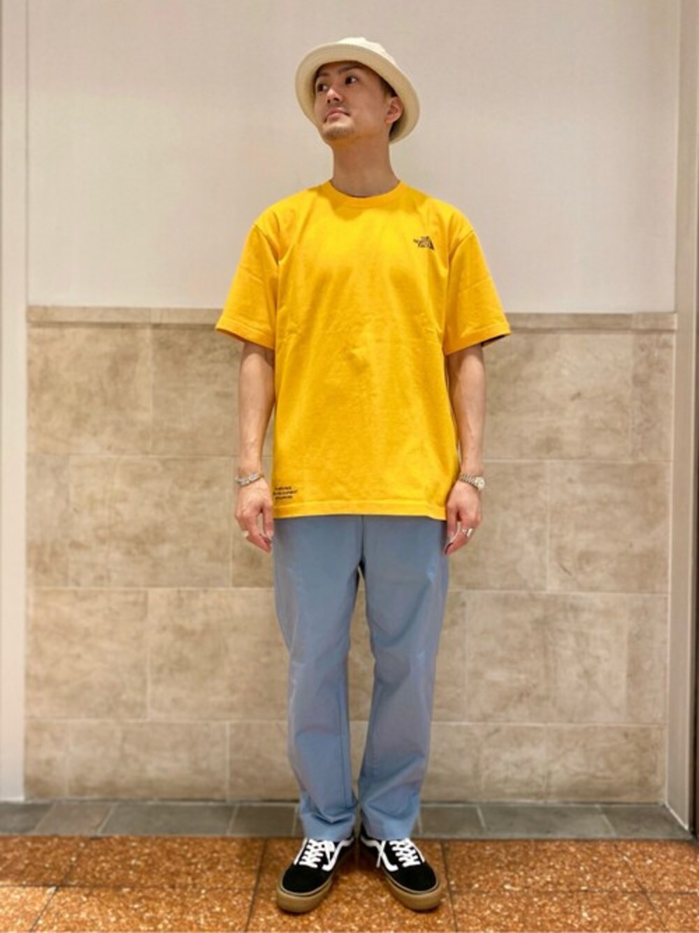 「THE NORTH FACEの【THE NORTH FACE / ザ ノースフェイス】 S/S TESTED PROVEN TEE（Tシャツ/カットソー、ゴールド系）」を使った、なりさん（メンズ・173cm）の夏コーディネートの1枚目の写真