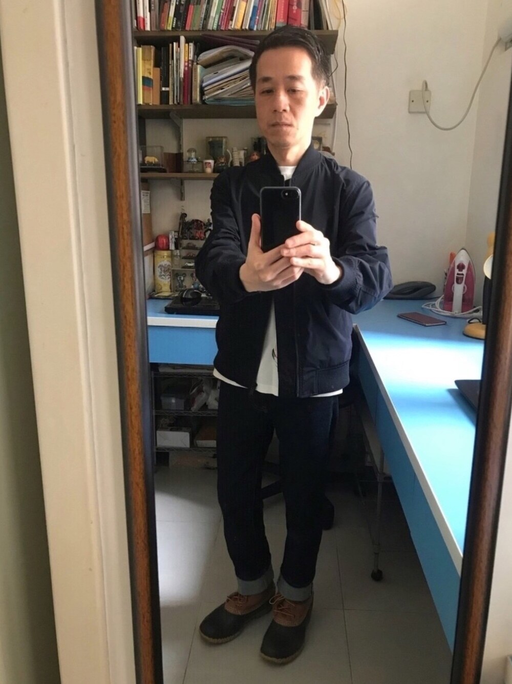 「古着、UNIQLO、MUJI、LL.Bean」｜「mujiのアイテム（MA-1、ブルー系）」を使った、kmkongさん（メンズ・165cm）の春コーディネートの1枚目の写真