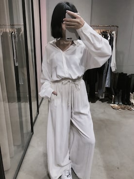 「厚雪紡大口袋のアイテム（シャツ/ブラウス、ホワイト系）」を使った、一米五小隻女さん（レディース・152cm）の秋コーディネート