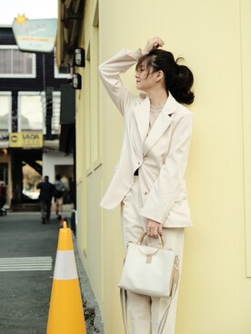 「休閒西裝のアイテム（テーラードジャケット、ベージュ系）」を使った、一米五小隻女さん（レディース・152cm）の春コーディネート