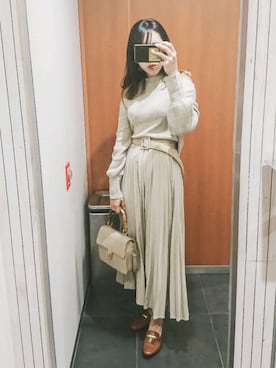 「Yves Saint Laurent（イヴサンローラン）のアイテム（腕時計）」を使った、ナオコさん（レディース・156cm）の春コーディネート