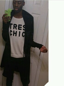 Cameron Clarkさんのコーディネート