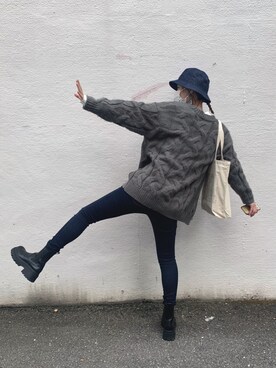 帽子を使った なぞのポーズ の人気ファッションコーディネート Wear 帽子を使った なぞのポーズ の人気ファッションコーディネート Wear