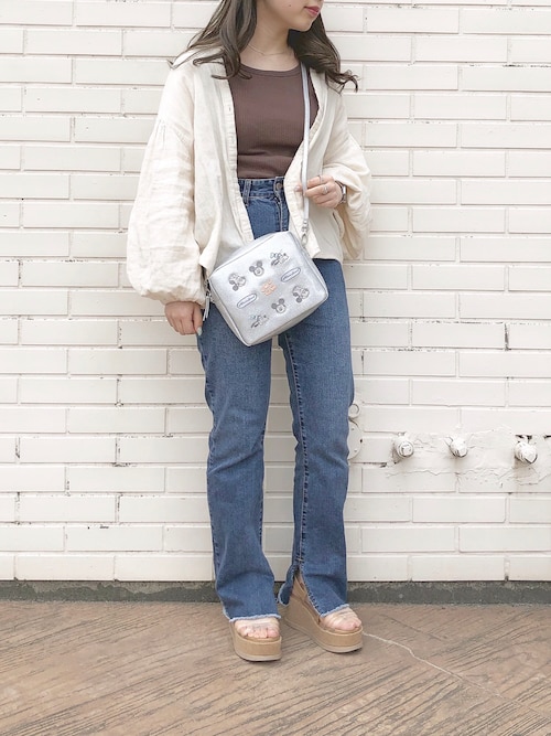 Mizuho M Accommode ルミネエスト新宿 Disneyのショルダーバッグを使ったコーディネート Wear