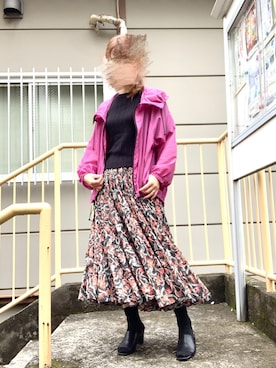 「ティアードスカート」｜「アイテム（マウンテンパーカー）」を使った、タイラさん（レディース・152cm）の夏コーディネート