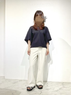 「FEMMENT（ファモン）のアイテム（スラックス）」を使った、タイラさん（レディース・152cm）の春コーディネート