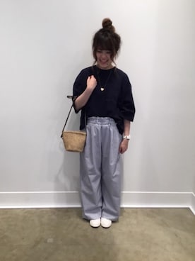 「ゴールドアクセ」｜「アイテム（スリッポン）」を使った、tunaさん（レディース・160cm）の春コーディネート