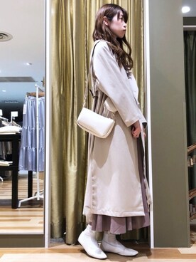「チュール」｜「アイテム（トレンチコート）」を使った、hasumin🐱さん（レディース・167cm）の冬コーディネート
