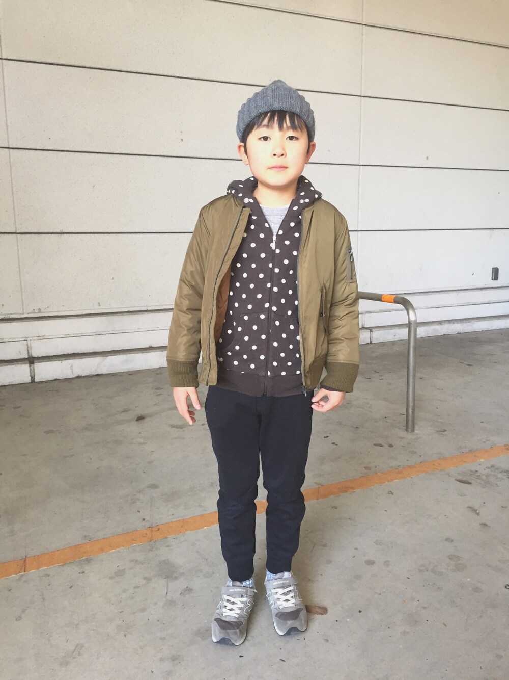「FITHのアイテム（パーカー、ブラウン系）」を使った、komako77さん（キッズ・135cm）の冬コーディネートの1枚目の写真