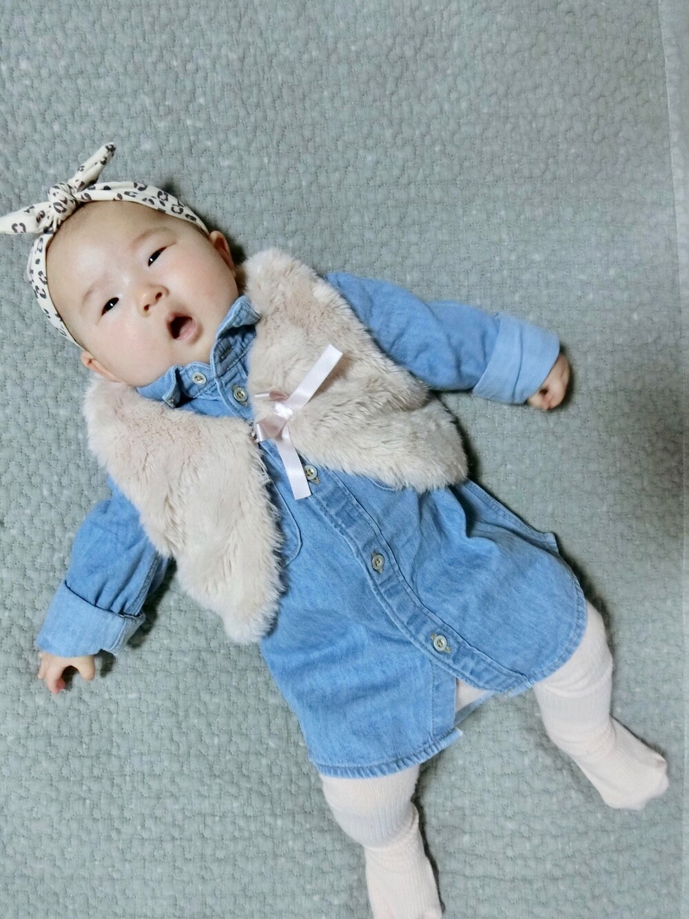 「赤ちゃん、赤ちゃんコーデ、女の子、女の子コーデ、H&M、生後3ヶ月」｜「H&Mのアイテム（ジャケット/アウター、ピンク系）」を使った、y_cocoさん（キッズ・50cm）の冬コーディネートの1枚目の写真