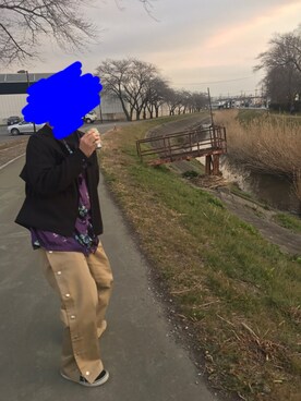 「MYne（マイン）のアイテム（チノパンツ）」を使った、うたそさん（メンズ・165cm）の冬コーディネート