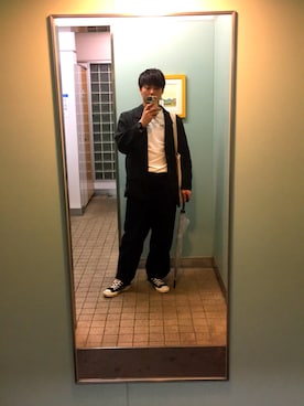 「converse」｜「アイテム（PC・スマホグッズ/家電）」を使った、沙悟浄さん（メンズ・172cm）の春コーディネート