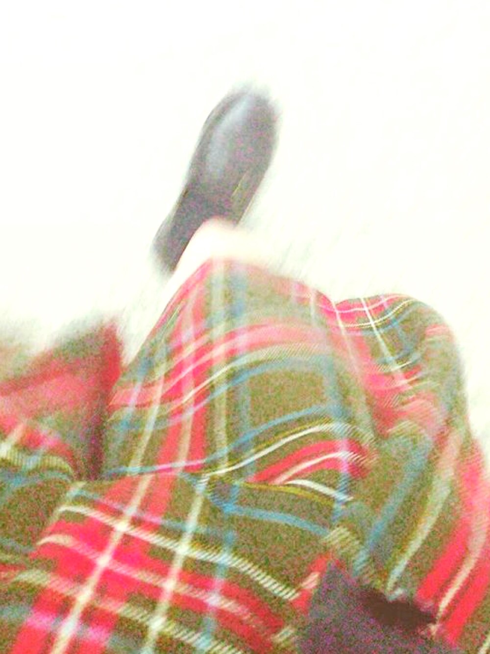 「used、Vivienne Westwood、Dr.Martens、チェックスカート、革靴」｜「Dr. Martensのアイテム（その他シューズ、ブラック系）」を使った、cocoさん（レディース・164cm）の春コーディネートの1枚目の写真