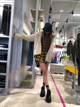 「DIESEL（ディーゼル）のアイテム（シャツ/ブラウス）」を使った、出戻りRenさん（レディース・168cm）の秋コーディネート