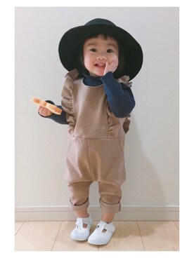 「ツバ広ハット」｜「アイテム（オールインワン・サロペット）」を使った、ⳮeRiⳮさん（キッズ・70cm）の冬コーディネート