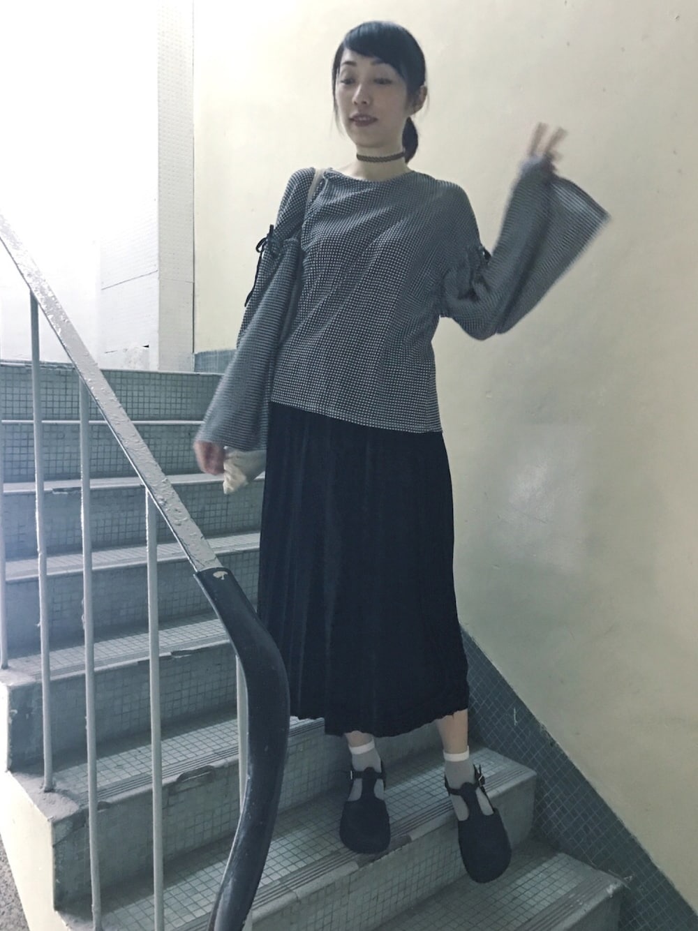 「秋冬、大人カジュアル、プチプラ、冬、オトナ女子、hkgirl、Taiwan、ootd」｜「AURORA SHOESのアイテム（スリッポン、ブラック系）」を使った、kuさん（レディース・168cm）の秋コーディネートの1枚目の写真