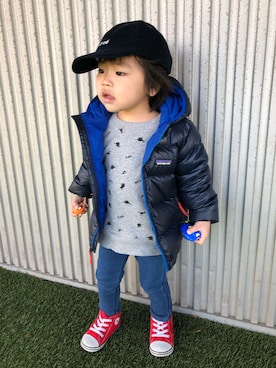 「StompStamp（ストンプスタンプ）のアイテム（トップス）」を使った、hikariさん（キッズ・90cm）の冬コーディネート