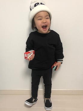 「StompStamp（ストンプスタンプ）のアイテム（帽子）」を使った、hikariさん（キッズ・90cm）の冬コーディネート