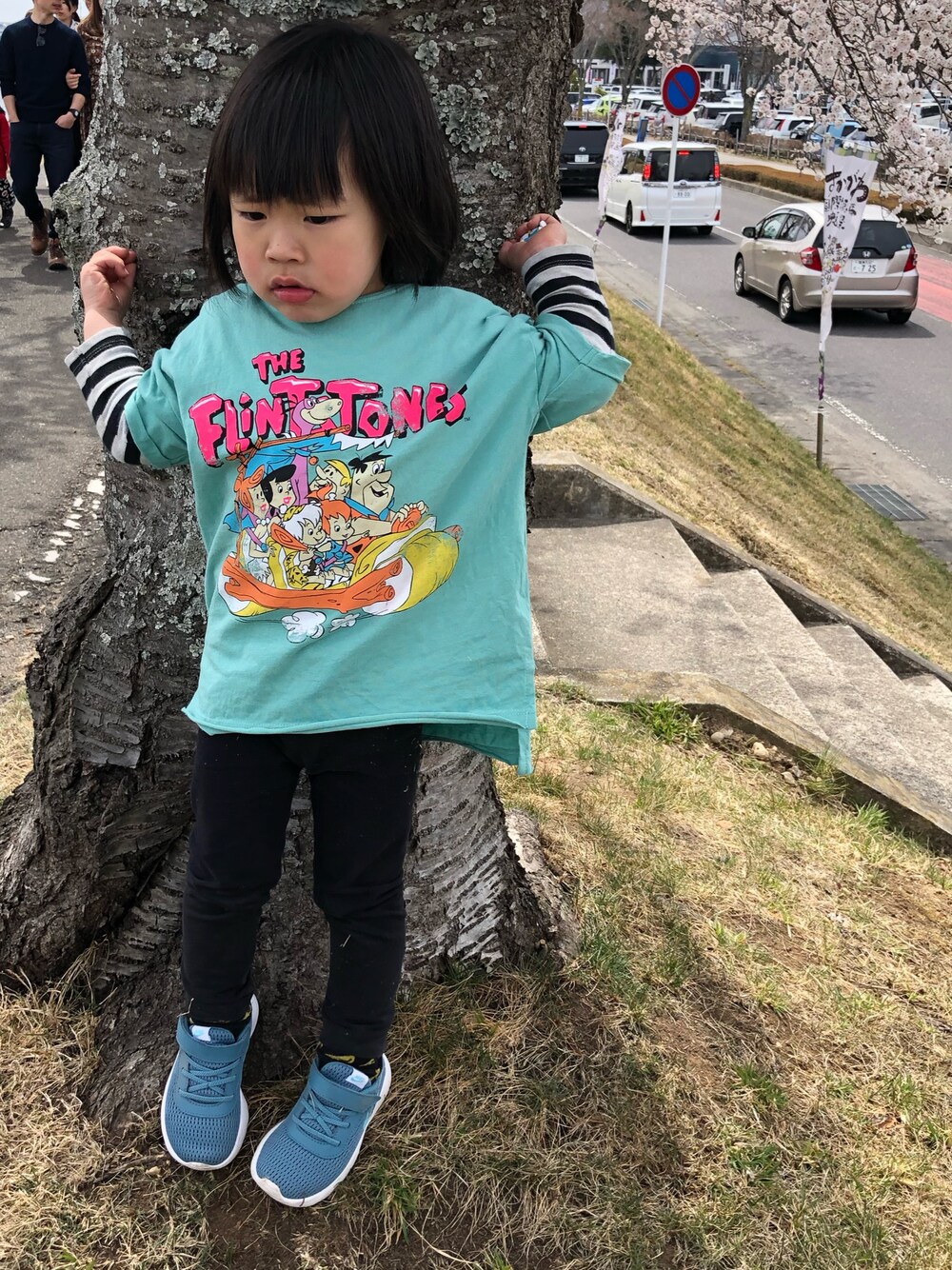 「キッズファッション、カジュアルコーデ、プチプラ、男の子コーデ、3歳、はるコーデ、むすこーで、おしゃれさんと繋がりたい、ザラキッズ、ナイキ」｜「ZARAのアイテム（Tシャツ/カットソー、グリーン系）」を使った、hikariさん（キッズ・90cm）の春コーディネートの1枚目の写真