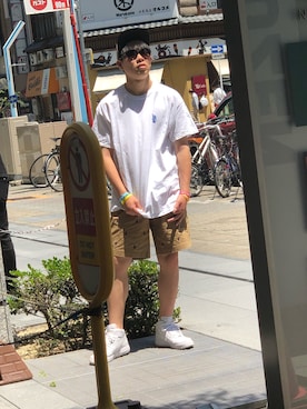 COACH ベージュ キャップ ロゴ入り COACHのキャップ（ベージュ系）を使った人気ファッション