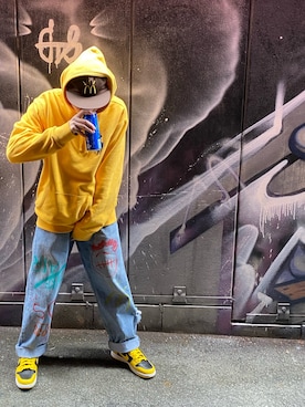 「TRAVIS SCOTT（トラヴィススコット）のアイテム（キャップ、ブラウン系）」を使った、O.T.K.Cさん（メンズ・172cm）の春コーディネート