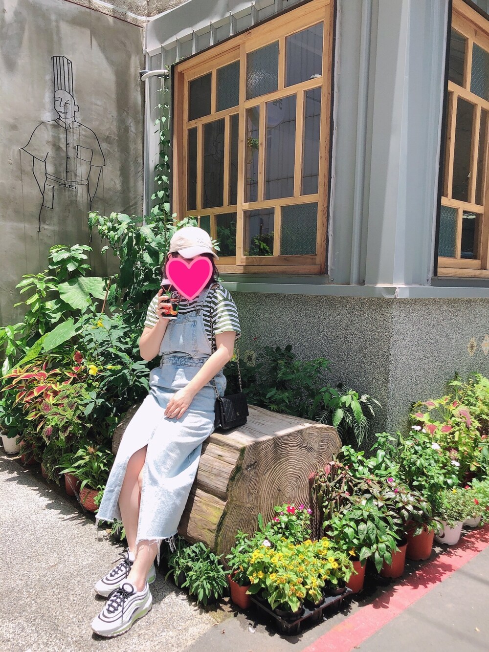 「ootd、吊帶裙、2020、小個子、小隻女、小白鞋」｜「niko and...のアイテム（Tシャツ/カットソー、グリーン系）」を使った、lily🇹🇼🇹🇼さん（レディース・151cm）の夏コーディネートの1枚目の写真
