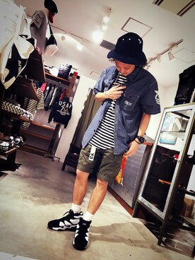 「TYPE BLUE（タイプブルー）のアイテム（トップス）」を使った、KARASAWAさん（メンズ・173cm）の夏コーディネート