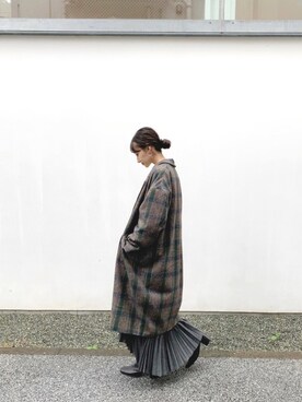「CLANE（クラネ）のアイテム（チェスターコート）」を使った、梅本 絵理さん（レディース・158cm）の秋コーディネート