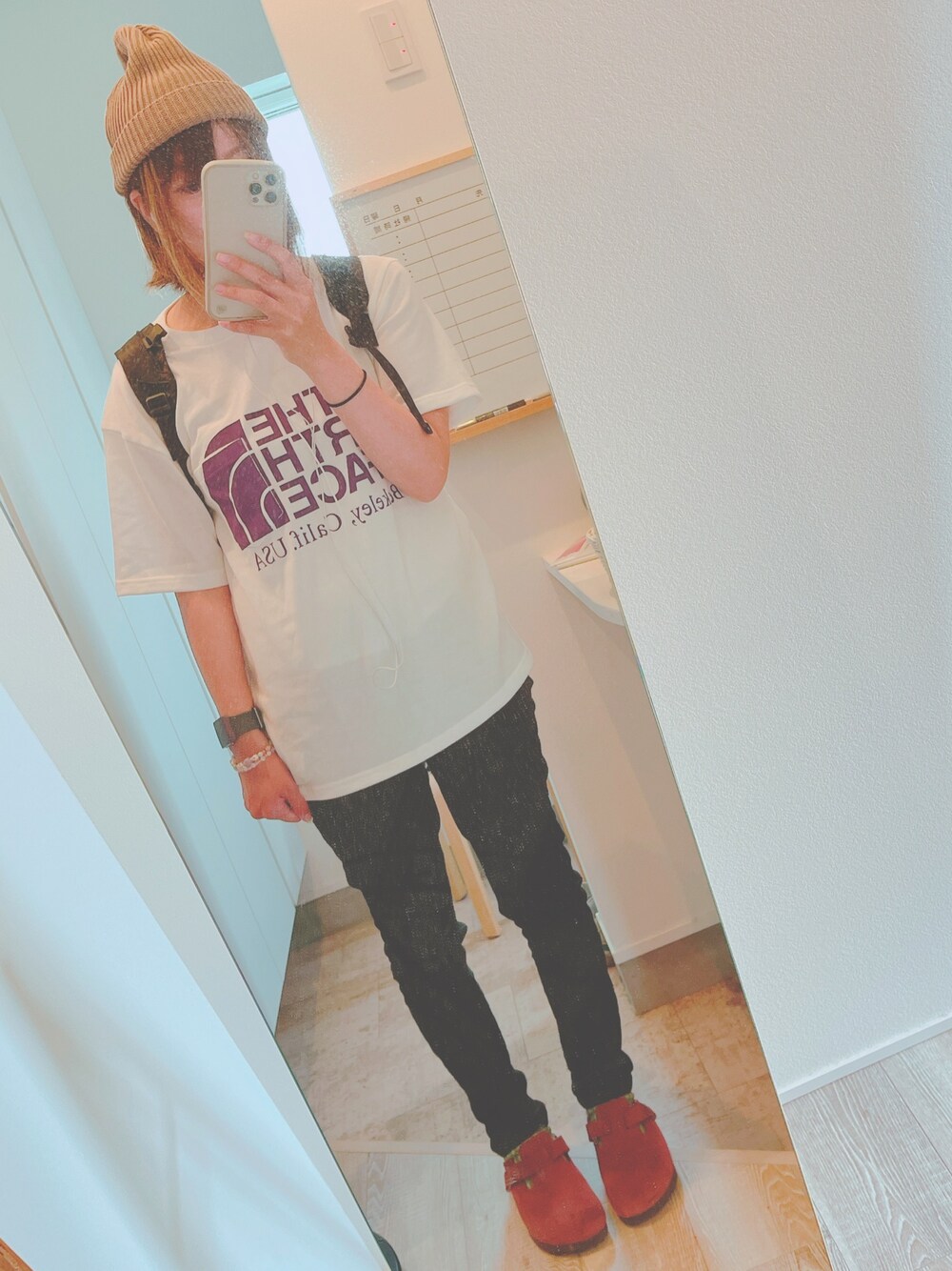 「ラクチンコーデ、カジュアルコーデ、夏、春夏コーデ、ノースフェイス」｜「THE NORTH FACE PURPLE LABELの＜THE NORTH FACE PURPLE LABEL＞ H/S LOGO TEE/Tシャツ（Tシャツ/カットソー、ホワイト系）」を使った、pokoさん（レディース・161cm）の春コーディネートの1枚目の写真