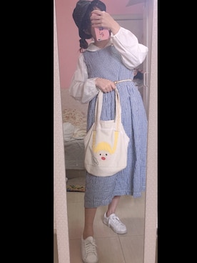 「日系休闲」｜「アイテム（ジャンパースカート）」を使った、江川织奈さん（レディース・160cm）の春コーディネート