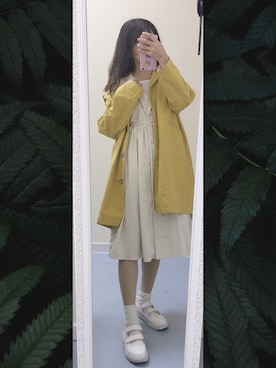 「休闲」｜「アイテム（ピーコート）」を使った、江川织奈さん（レディース・160cm）の秋コーディネート