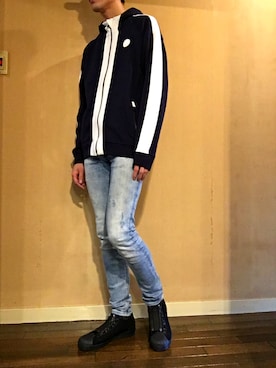 「HYDROGEN（ハイドロゲン）のアイテム（Jersey、ブルー系）」を使った、yusukeさん（メンズ・178cm）の春コーディネート