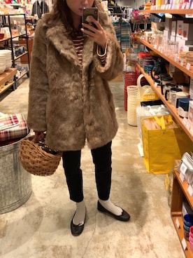 「H&M（エイチ・アンド・エム）のアイテム（ジャケット/アウター）」を使った、りっぴーさん（レディース・154cm）の冬コーディネート