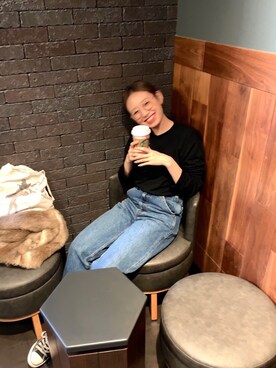 「flower（フラワー）のアイテム（パンツ）」を使った、りっぴーさん（レディース・154cm）の冬コーディネート