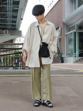 「Dr. Martens（ドクターマーチン）のアイテム（サンダル）」を使った、KAITOさん（メンズ・178cm）の春コーディネート