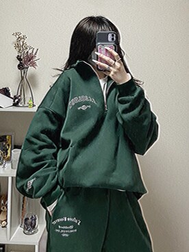 「アイテム（スウェットパンツ）」を使った、あっちゃんさん（レディース・156cm・20代）の春コーディネート