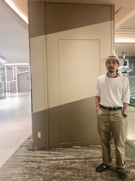 「KURO（クロ）のアイテム（Tシャツ/カットソー）」を使った、DAYAMA73さん（メンズ・170cm）の秋コーディネート