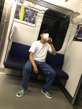 「Tシャツ×デニム」｜「アイテム（スリッポン）」を使った、Kyleさん（メンズ・165cm）の夏コーディネート