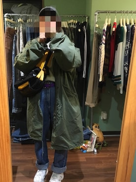 「アイテム（ボディバッグ/ウエストポーチ、イエロー系）」を使った、ﾏ ｵ さん（レディース・151cm）の冬コーディネート