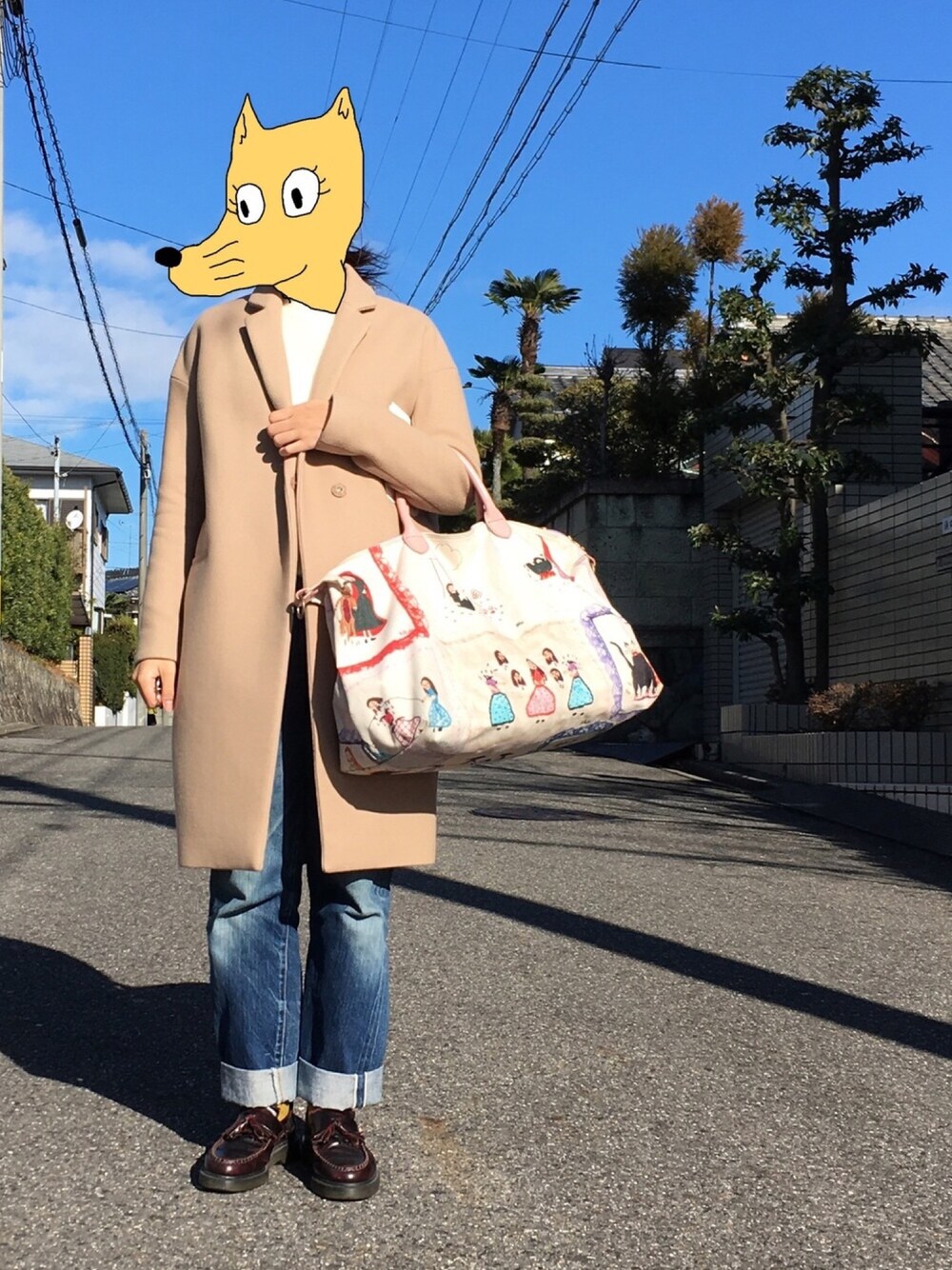 「ニット、チェスターコート、エンフォルド、古着MIX、ジーパン、リーバイス、ローファー、ドクターマーチン」｜「ENFOLDのメルトンチェスターコート（チェスターコート、ベージュ系）」を使った、TAKEさん（レディース・156cm）の冬コーディネートの1枚目の写真