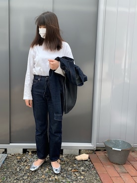 「シルバーシューズ」｜「アイテム（デニムジャケット）」を使った、TAKEさん（レディース・157cm）の春コーディネート