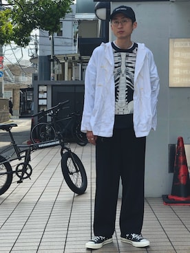 「アイテム（ミリタリージャケット、ホワイト系）」を使った、K.T.Oさん（メンズ・183cm）の春コーディネート