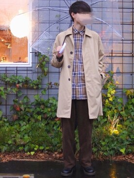 「雨」｜「アイテム（ステンカラーコート）」を使った、おかもさん（メンズ・174cm）の秋コーディネート