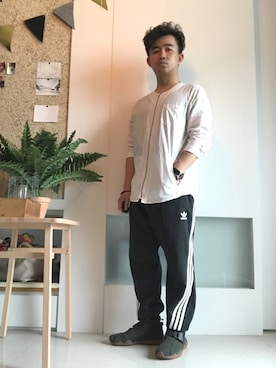 「wip（ウィップ）のアイテム」を使った、林宜弘さん（メンズ・165cm）の春コーディネート