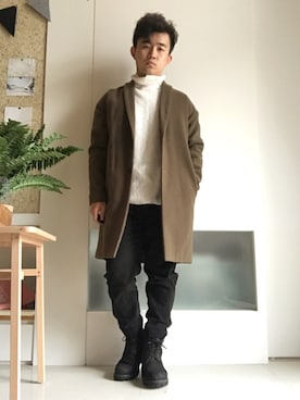 「アイテム（トレンチコート、ゴールド系）」を使った、林宜弘さん（メンズ・165cm）の春コーディネート