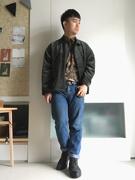 「HARE（ハレ）のアイテム（その他アウター、グリーン系）」を使った、林宜弘さん（メンズ・165cm）の秋コーディネート