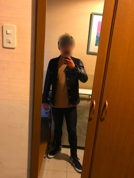 「NO ID.（ノーアイディ）のアイテム（スタジャン）」を使った、めのっちさん（メンズ・176cm）の冬コーディネート
